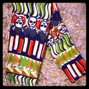 Halloween 💀 skull lularoe os leggings